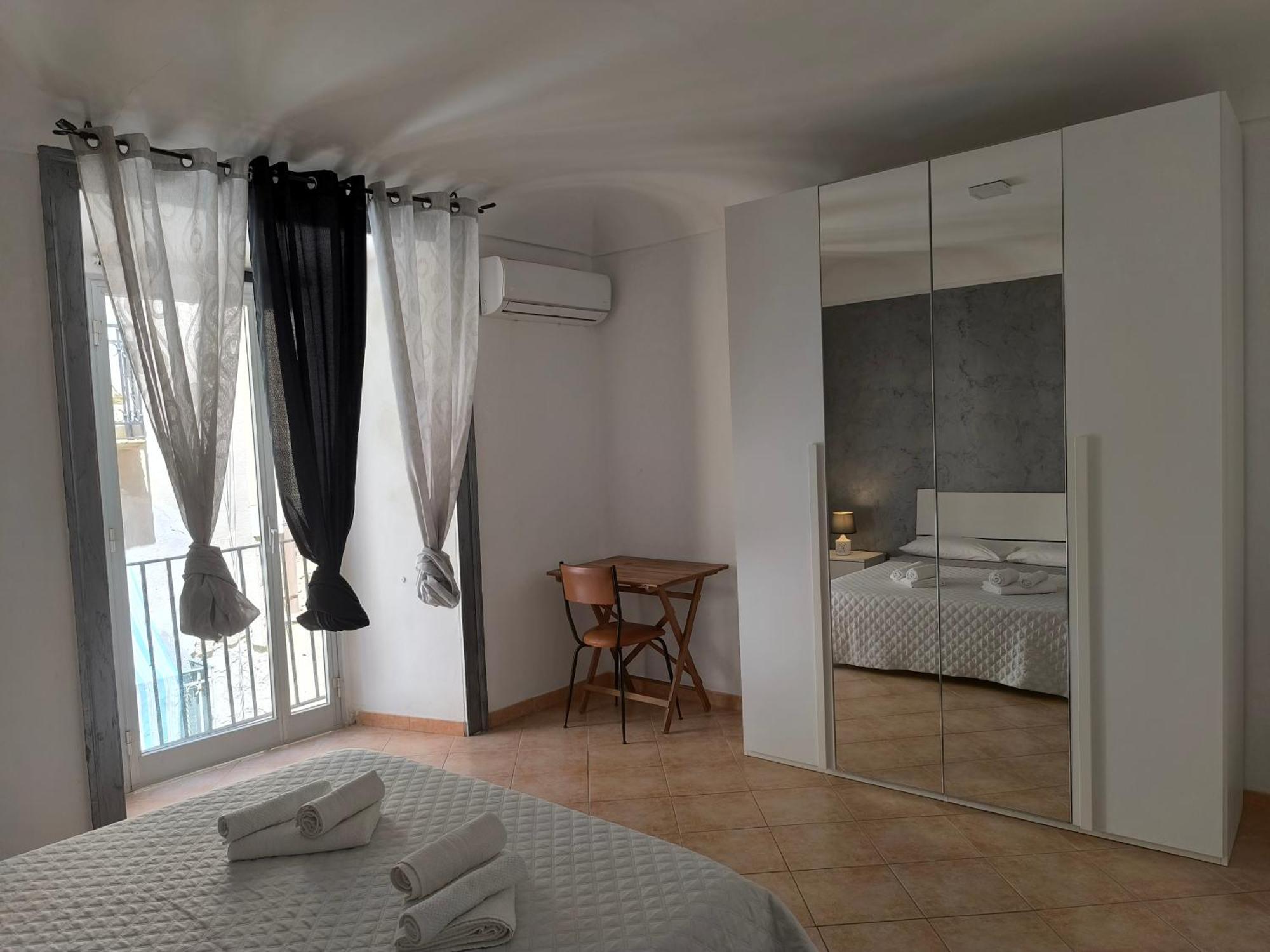 Casa Di Nick Leilighet Trapani Eksteriør bilde