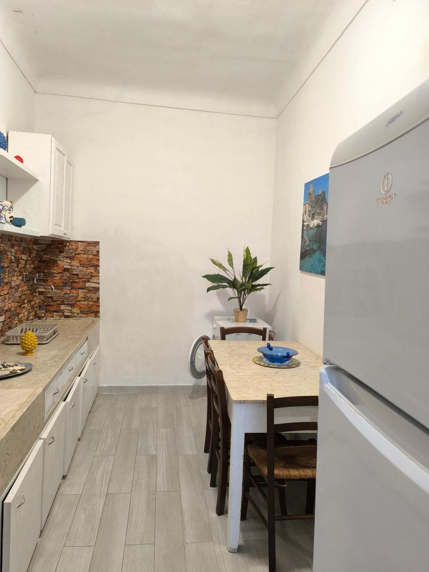 Casa Di Nick Leilighet Trapani Eksteriør bilde